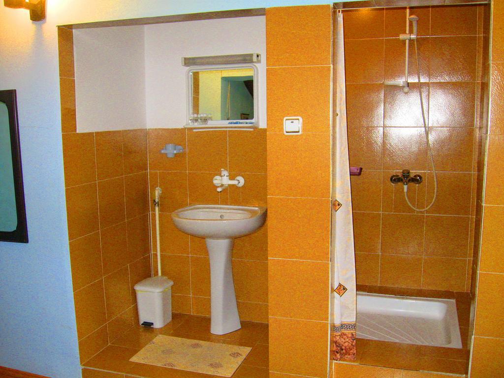 Amfora Rooms Caribrod Dimitrovgrad Værelse billede