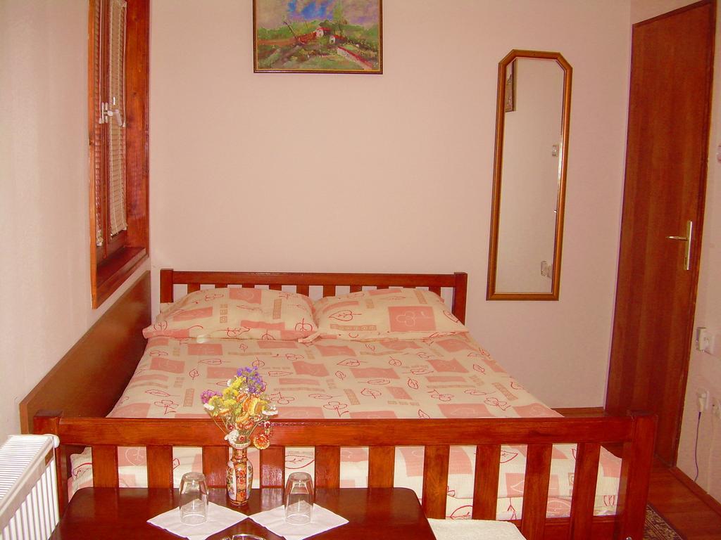 Amfora Rooms Caribrod Dimitrovgrad Værelse billede