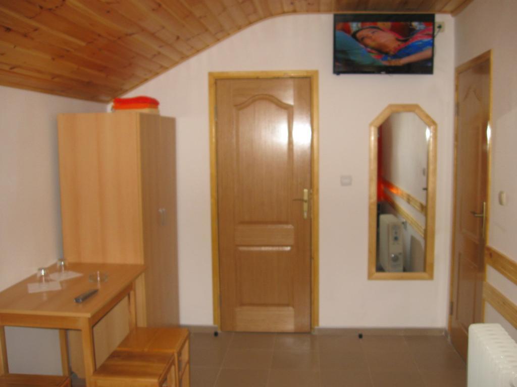 Amfora Rooms Caribrod Dimitrovgrad Eksteriør billede