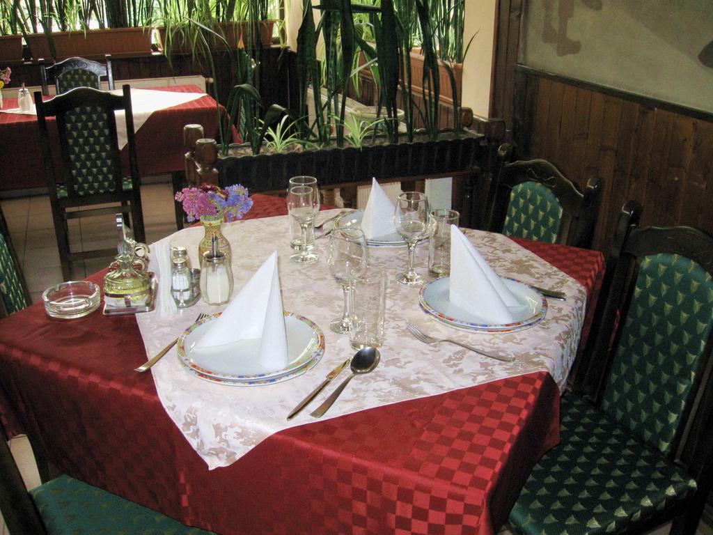 Amfora Rooms Caribrod Dimitrovgrad Eksteriør billede