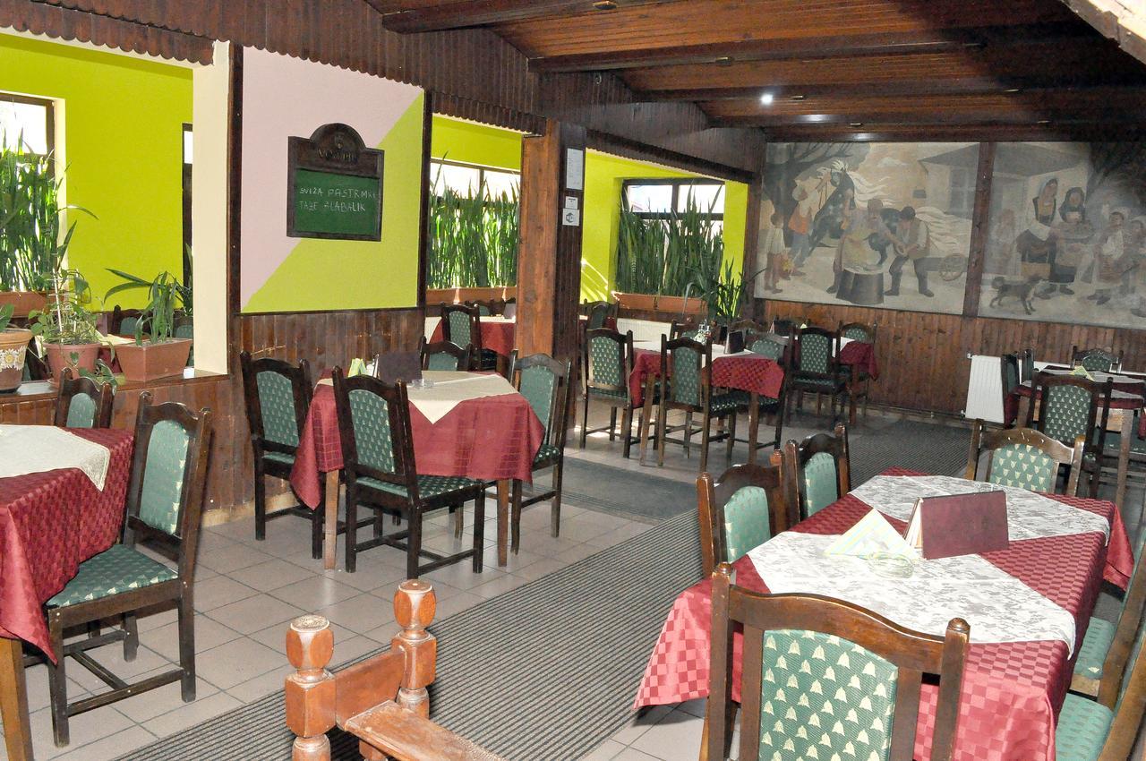 Amfora Rooms Caribrod Dimitrovgrad Eksteriør billede